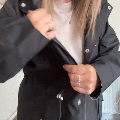 Wodoodporny płaszcz przeciwdeszczowy –  ModaEkspert